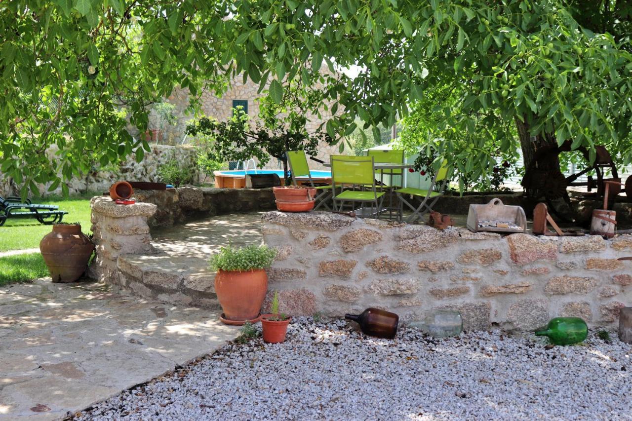 Cantinho D'Aldeia Guarda Bagian luar foto